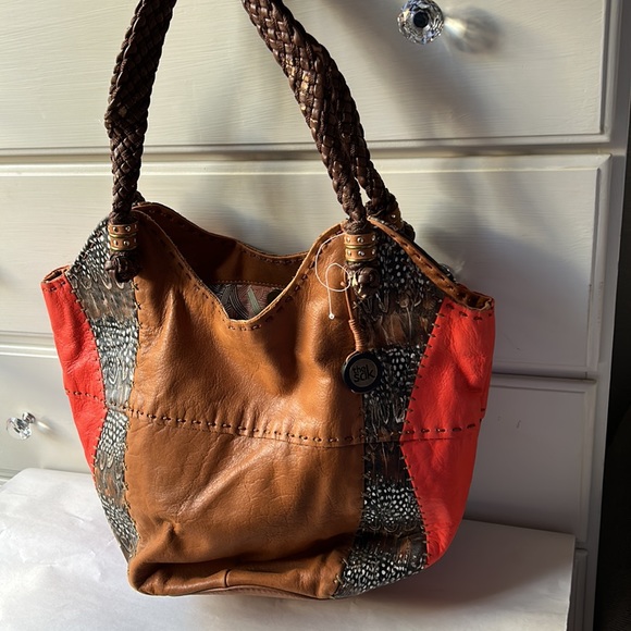 The sak large shoulder hobo purse brown/orange with a feather bird print - Picture 2 of 13
